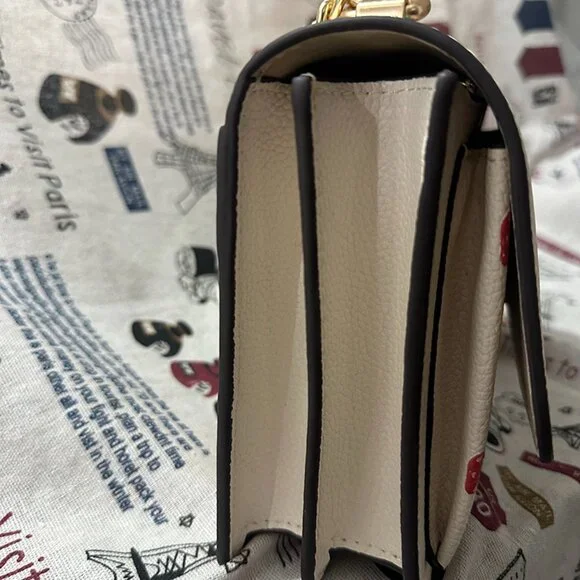 Coach Strawberry Print White Flap Shoulder Bag - Picture 8 of 9